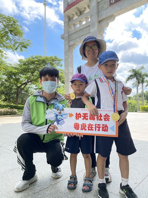 三鄉(xiāng)鎮(zhèn)開(kāi)展“禁毒不停歇，人生不‘毒’行”宣傳活動(dòng)照片4.jpg