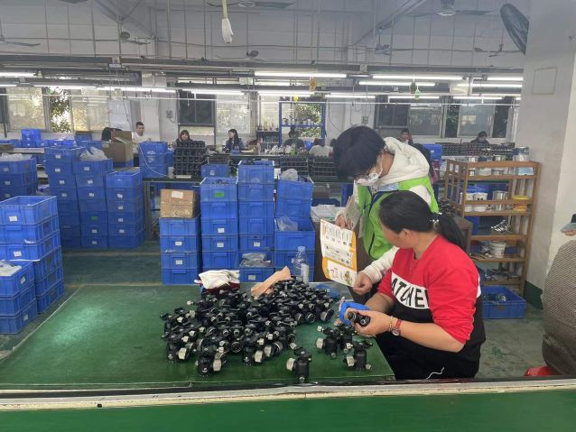 三鄉(xiāng)鎮(zhèn)開展“加強(qiáng)禁毒宣傳， 共創(chuàng)無毒企業(yè)”活動(dòng)照片3.jpg